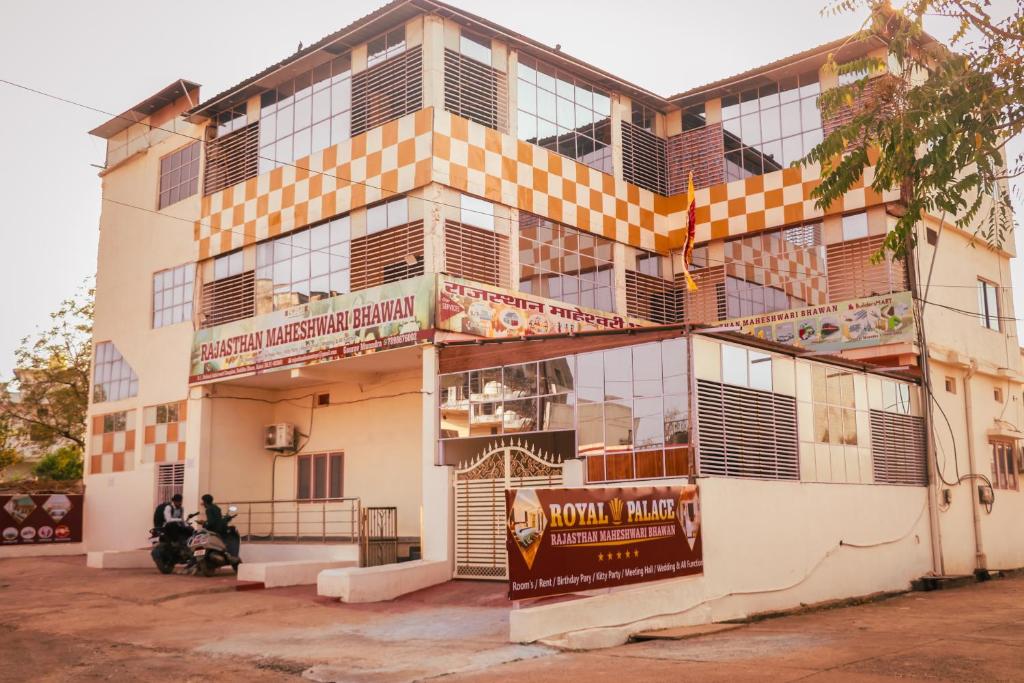 Rajasthan Maheshwari Bhawan - Hotel building exterior